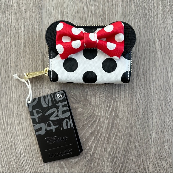 🆕 Loungefly x Disney Minnie Mouse Rocks the Dots Accordion Zip Around Wallet - Picture 2 of 10